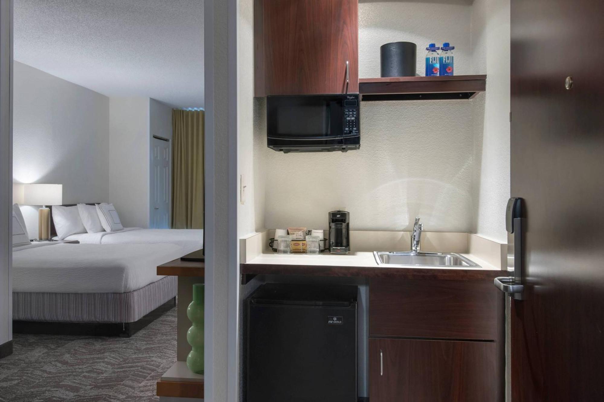 Springhill Suites Danbury Eksteriør billede